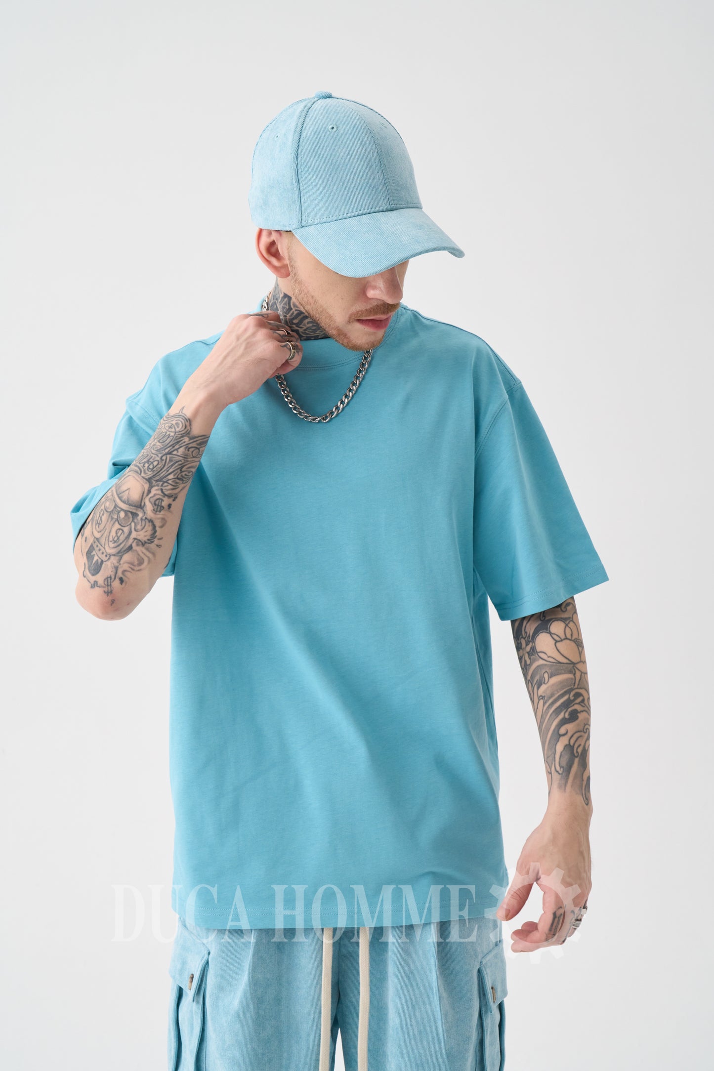 T-Shirt Oversize collo alto Azzurra