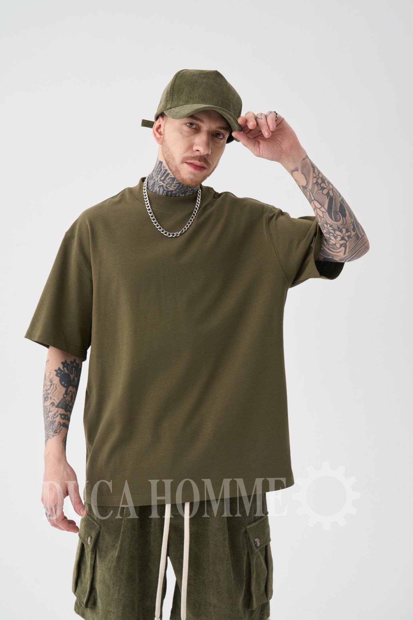 T-Shirt Oversize collo alto Verde Militare