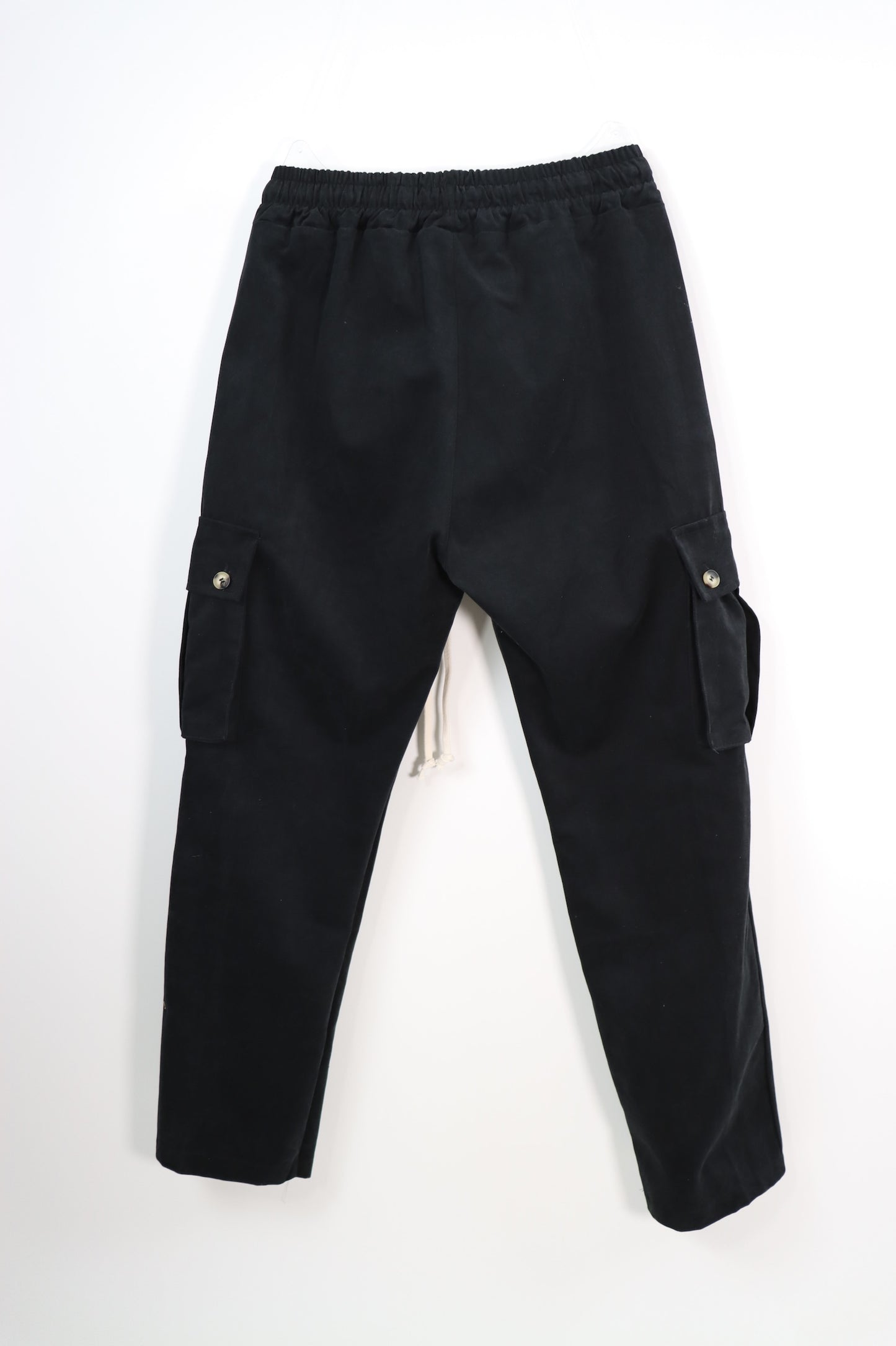 Pantalone Cargo over nero tasconi