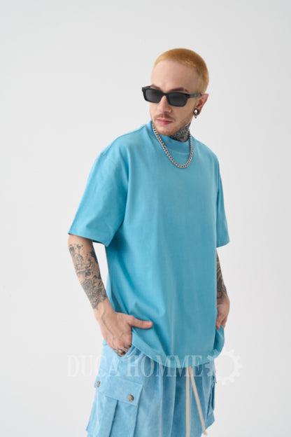 T-Shirt Oversize collo alto Azzurra